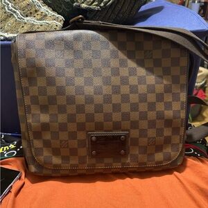 LV Brooklyn MM size
